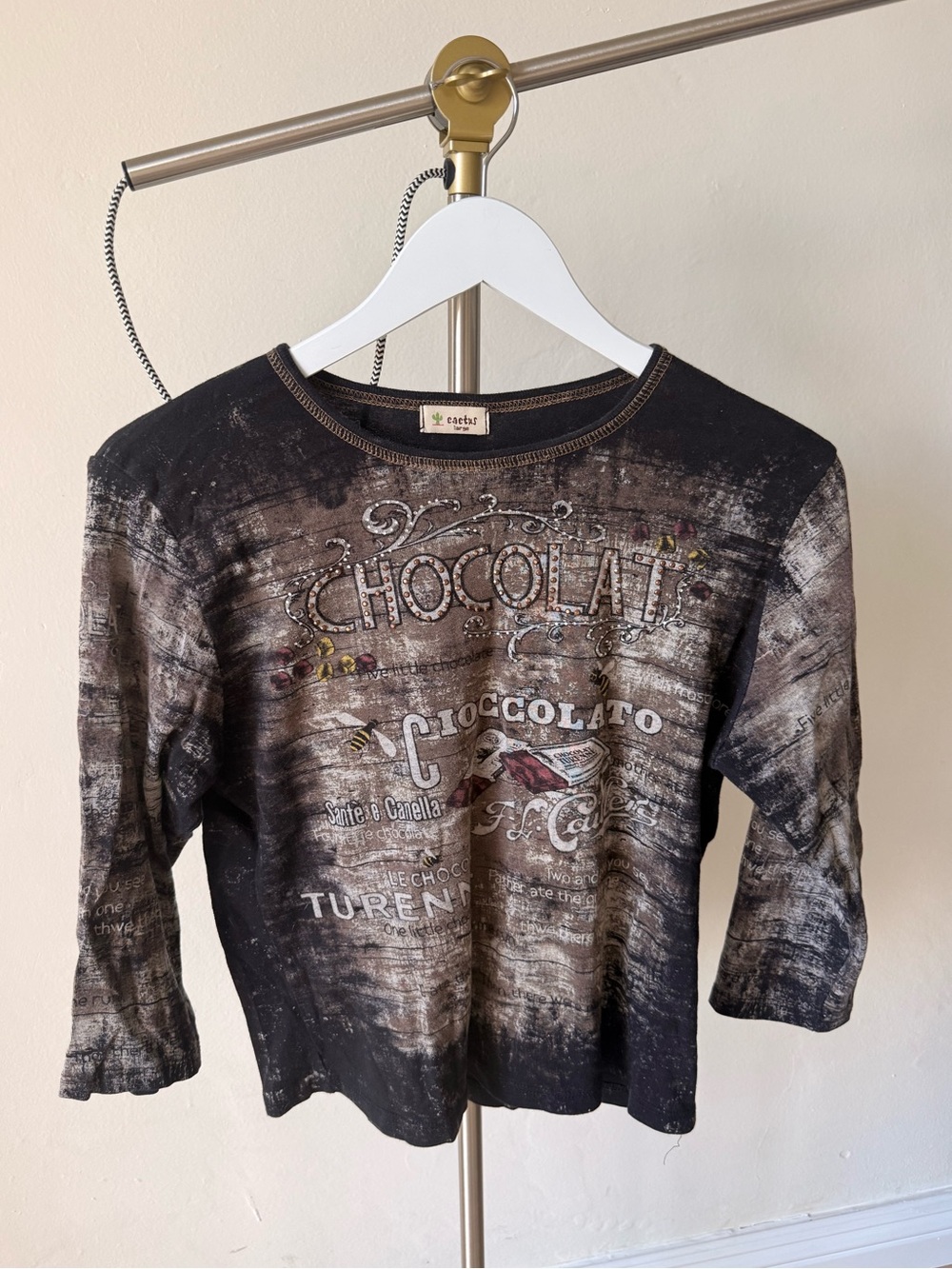 Vintage Cactus Brown & Black Graphic Long-Sleeve Tee